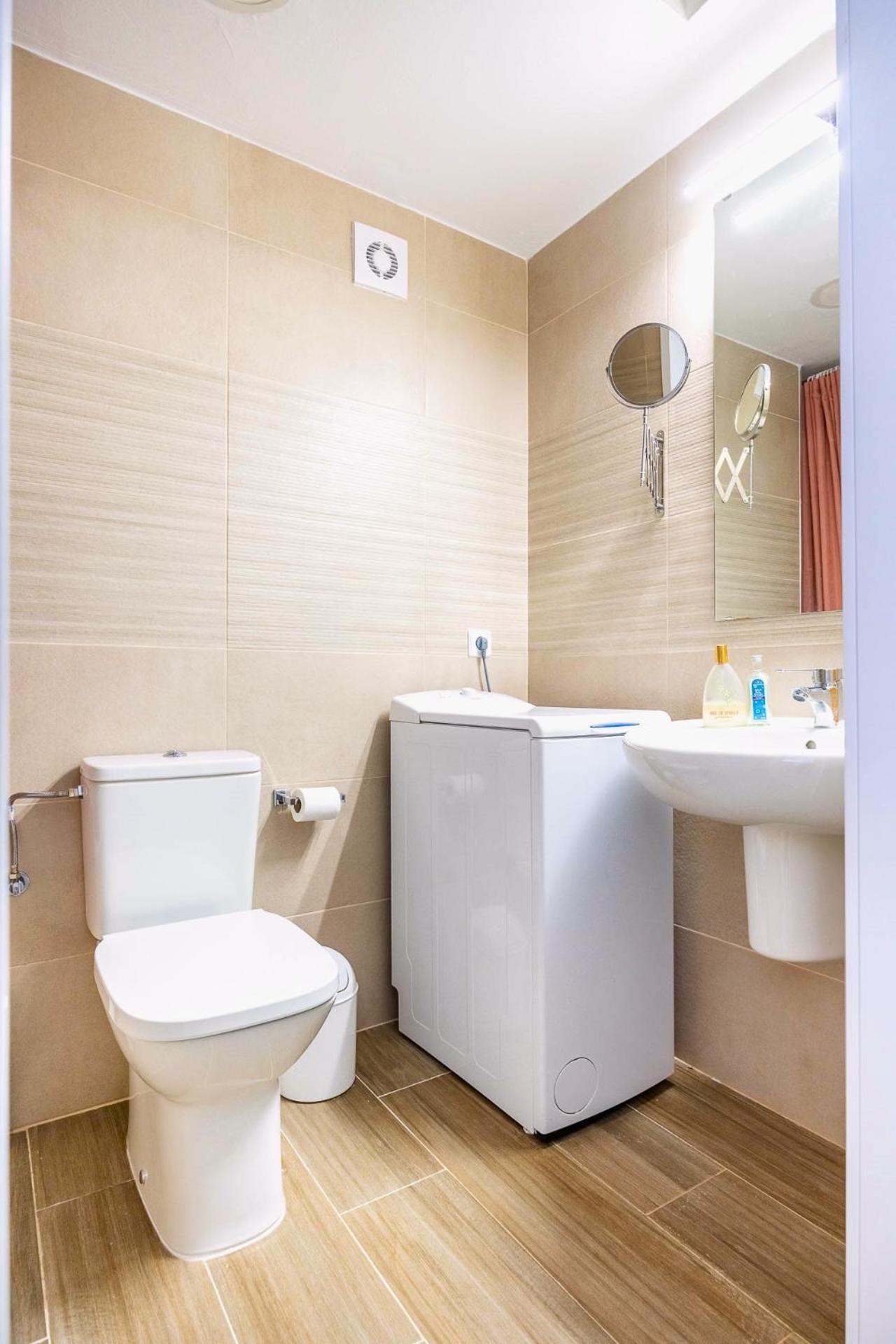 Sunterrace Loft-Triana'S Star, 10' From City Center! Sevilla Exteriör bild